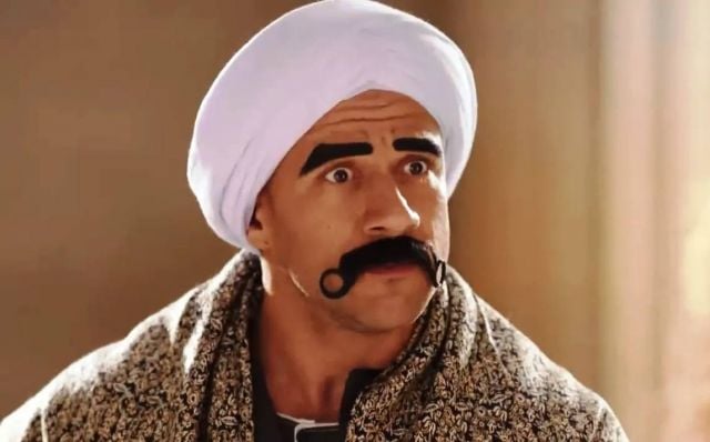 أحمد مكي يحرّر محضراً ضد صاحب مركز تجاري شهير بسبب 