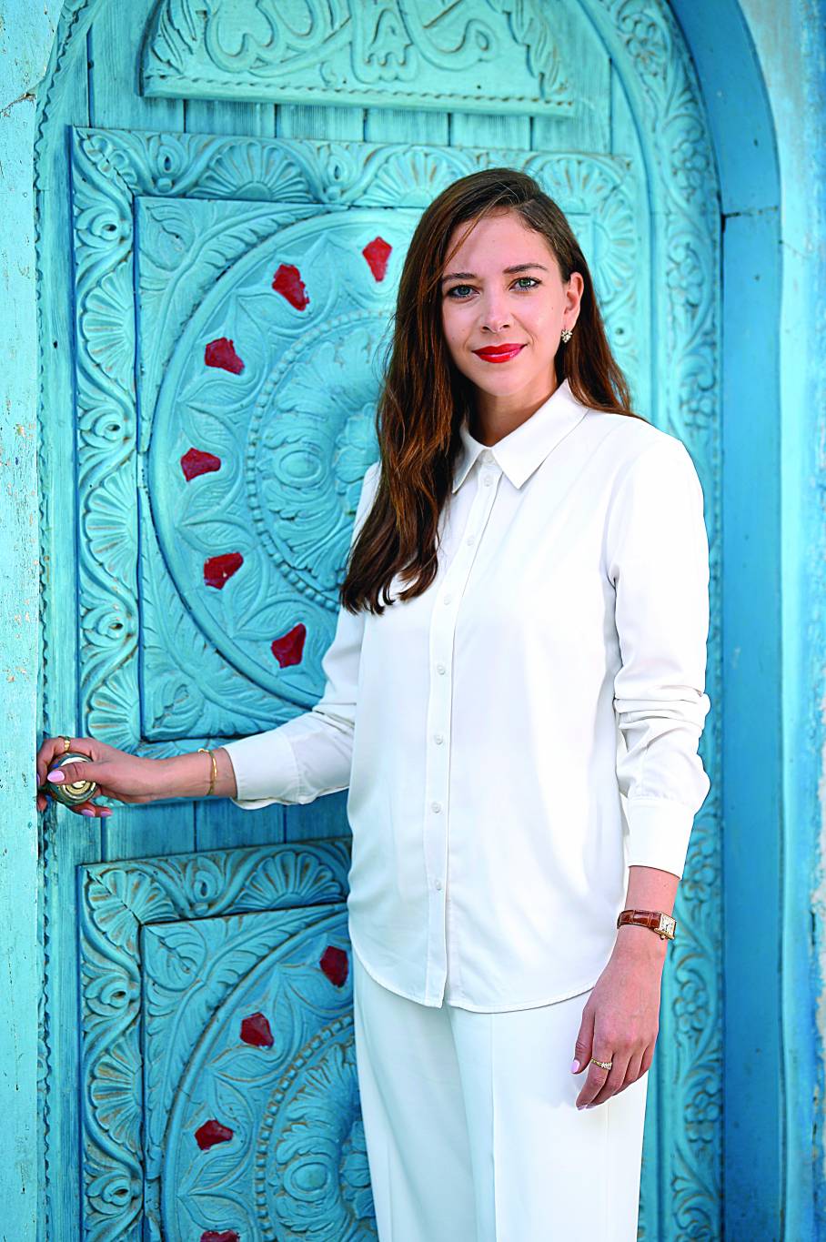 المخرجة والممثلة السعودية فاطمة البنوي: على النساء العربيات أن يكافحن لإثبات أنفسهن