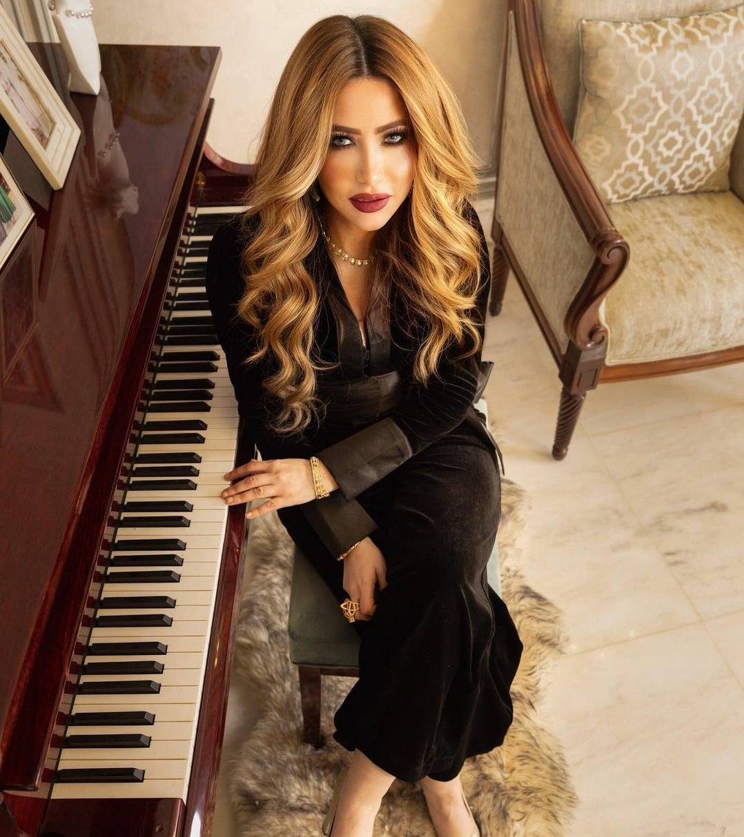 مي العيدان تسخر من فيديو لهيا الشعيبي