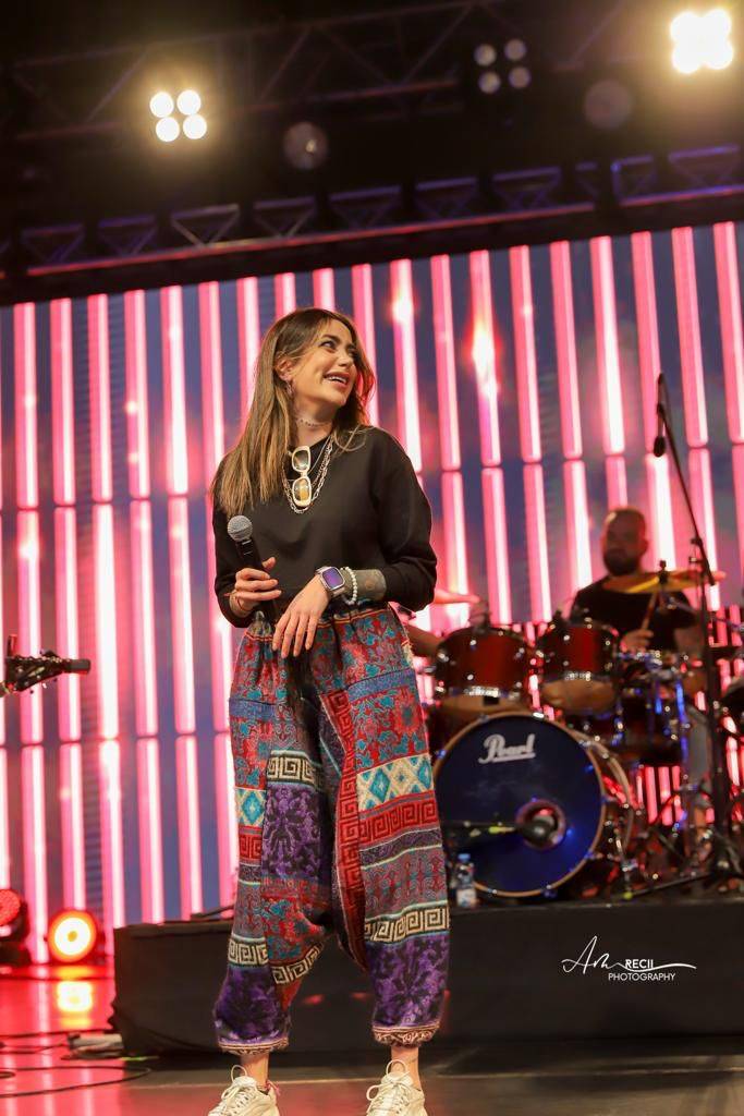 لما شريف تُشعل 