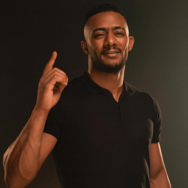 بالفيديو - محمد رمضان يستضيف حليمة بولند خلال زيارتها الى القاهرة