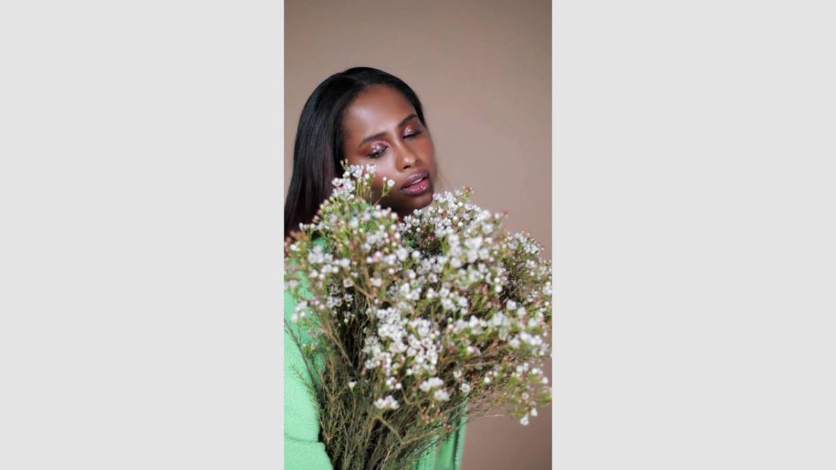 داليا مبارك وفندي FENDI حكاية اناقة ربيعية رائعة يرويها هذا الفيديو