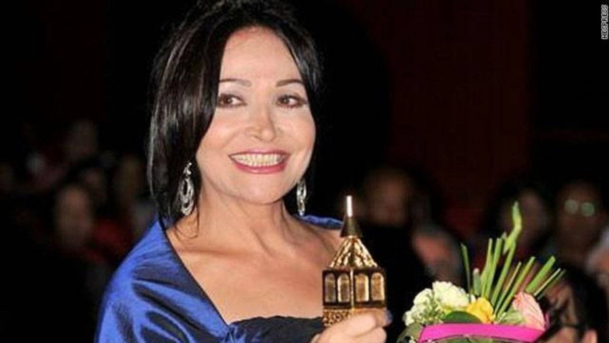 تيسير فهمي تكشف سبب غيابها عن الساحة الفنية