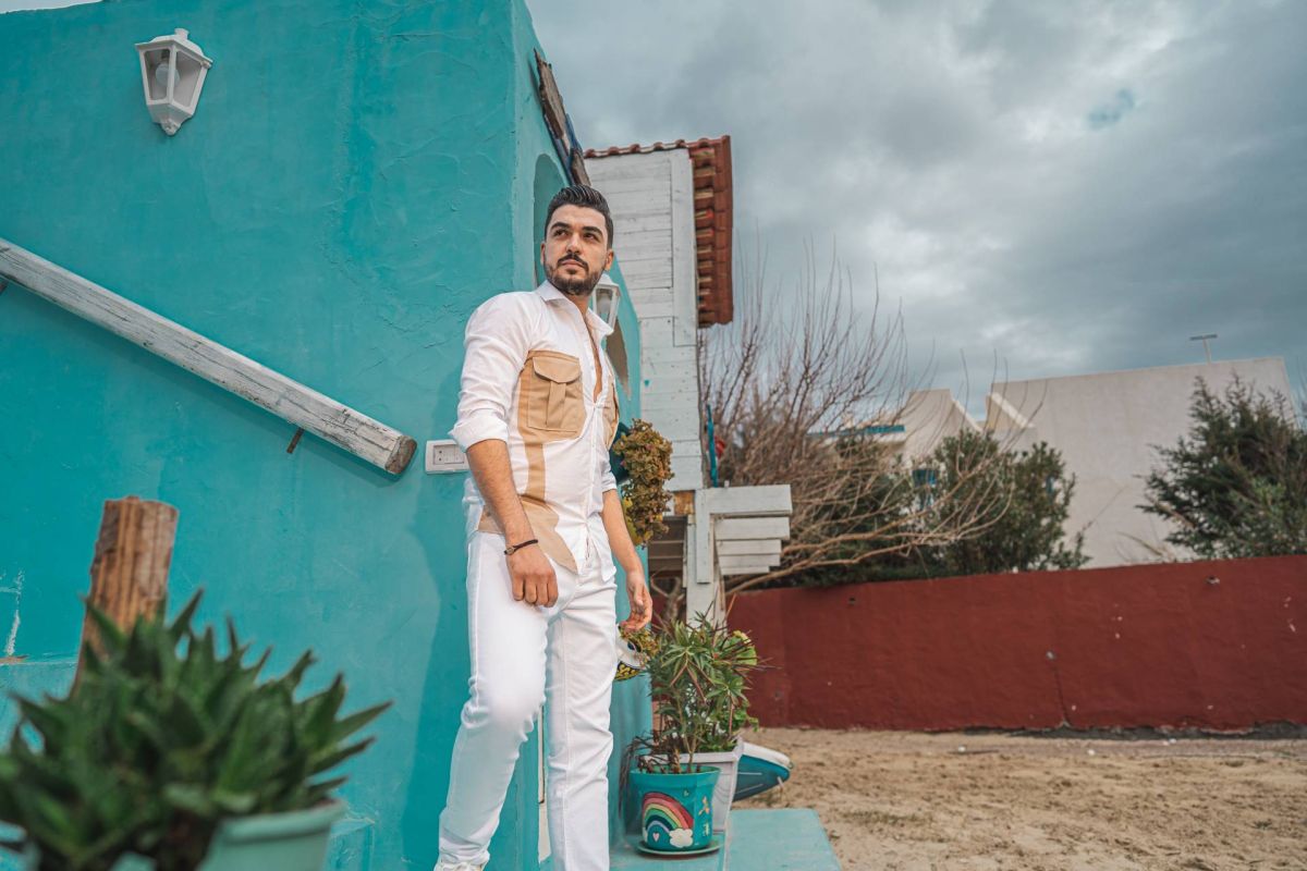 مهدي بكّوش يعود بأغنية 