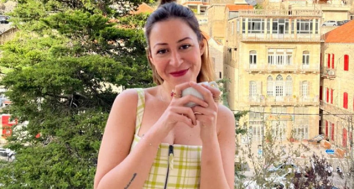 منة شلبي تتجاهل أزماتها وتروج لمسلسلها الرمضاني