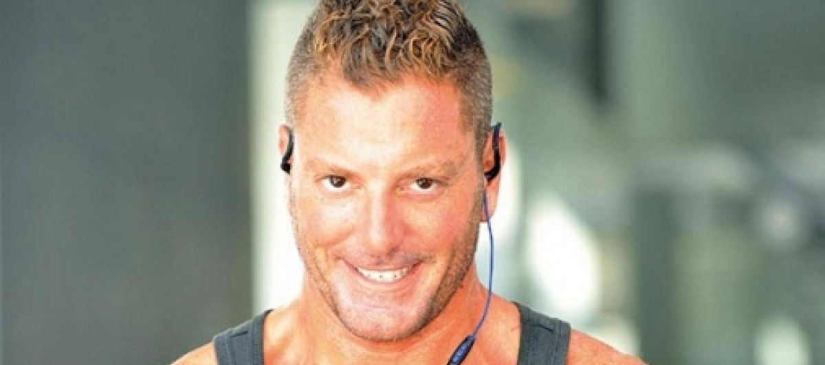 بالفيديو - تامر هجرس يكشف سبب ابتعاده عن الوسط الفني