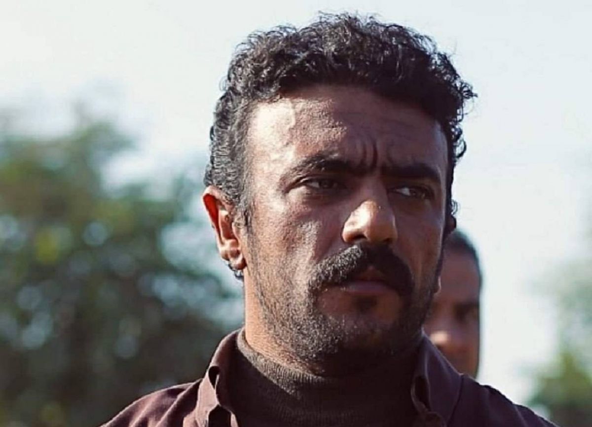 بالفيديو- لفتة إنسانية من أحمد العوضي خلال تصوير 