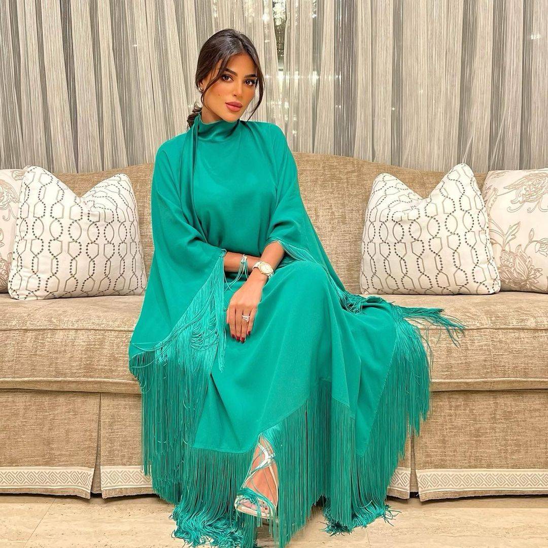 فيديو يؤكد زواج السعودية فاطمة الأنصاري... وهذه هوية العريس