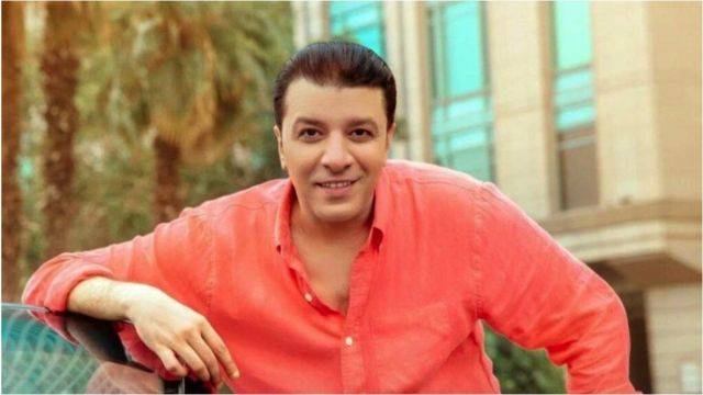 فنان مصري يوجّه رسالة عتاب الى مصطفى كامل والأخير يردّ