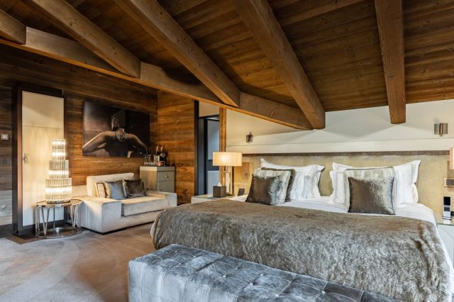 Junior Suite Bedroom