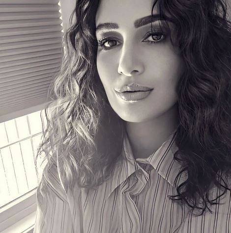 حلا شيحة توجّه رسالة جديدة من خلال صورة بدون حجاب حلا شيحة توجّه رسالة جديدة من خلال صورة بدون حجاب