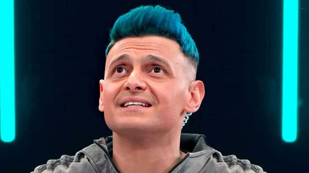 بالفيديو - رامز جلال يُحدث ضجة بسخريته من مصطفى كامل