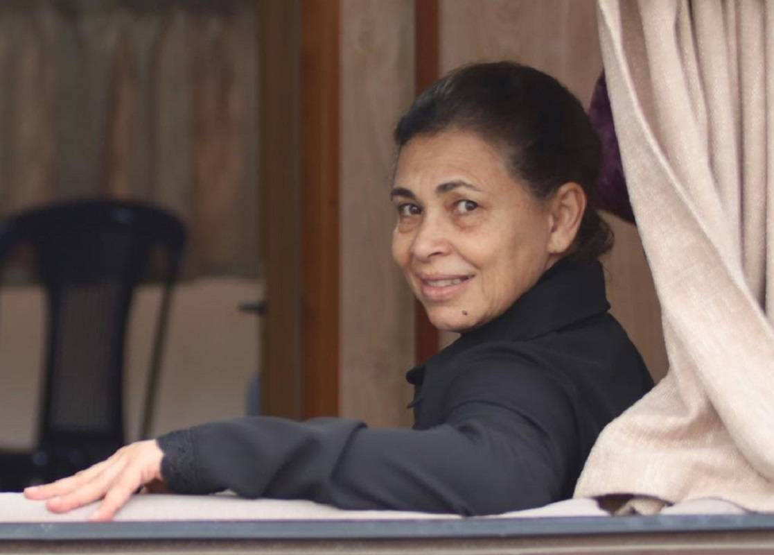 لبنى ونس تكشف أسباب ظهورها في 