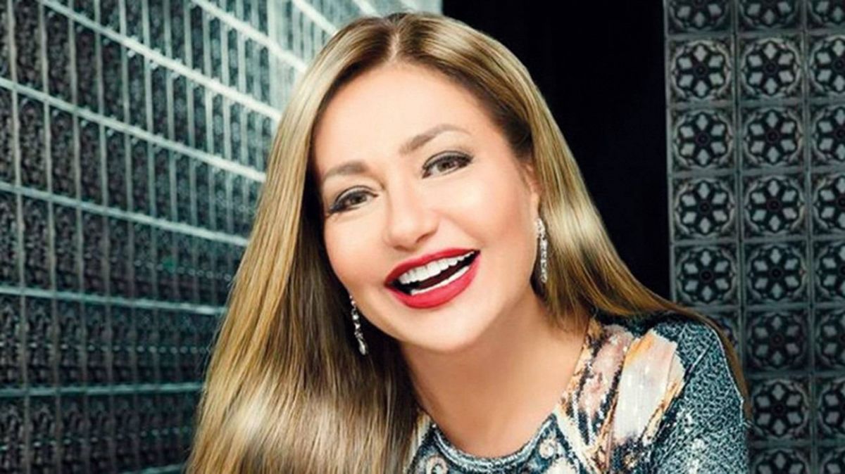 هكذا تتعامل ليلى علوي مع مواقع التواصل الإجتماعي