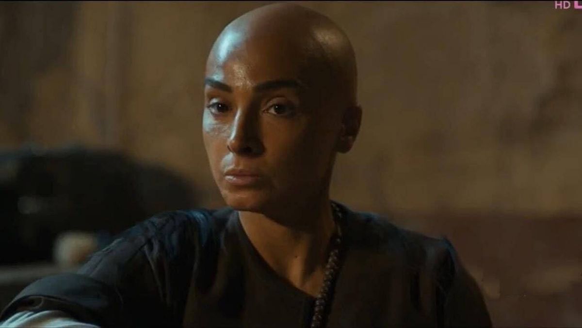 بالفيديو - روجينا تكشف كواليس حلاقة شعرها في 