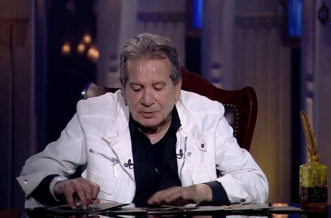 بالفيديو - محمد مختار يرد على تصريحات رانيا يوسف ويعتذر لنادية الجندي