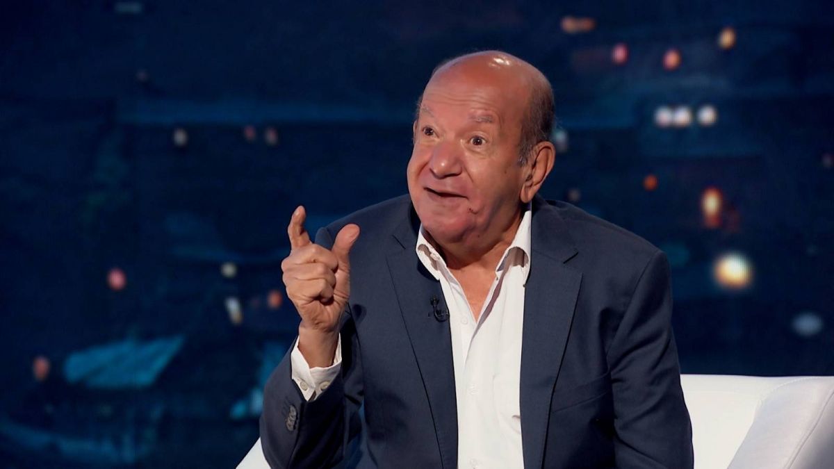 بالفيديو - لطفي لبيب يوجه عتاباً لهذين النجمين