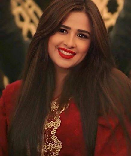  ياسمين عبد العزيز