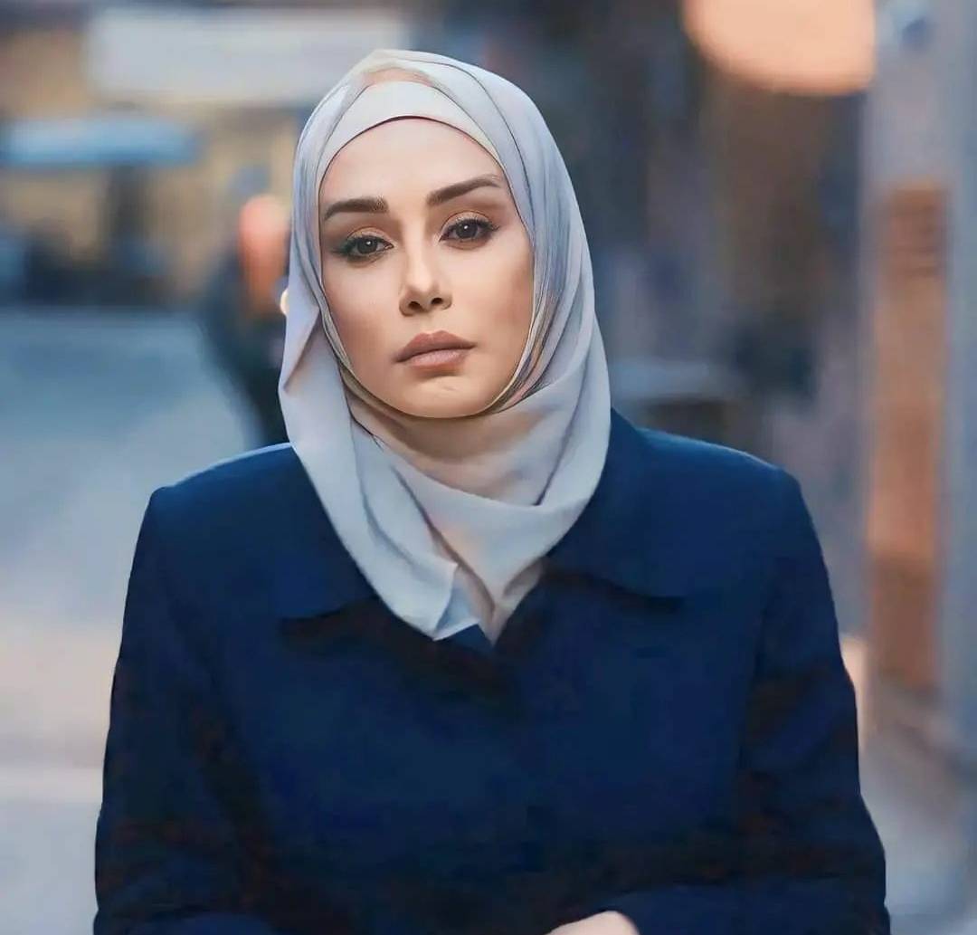 مشهد نزع الحجاب في 