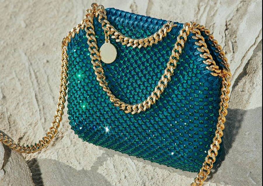 ستيلا ماكارتني تحتفل بشهر رمضان مع 