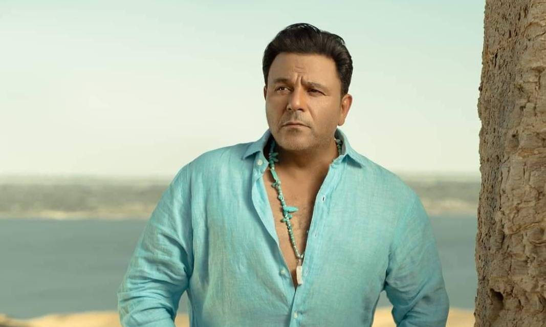 بالفيديو - محمد فؤاد ومصطفى كامل يكشفان حالتهما في أول ظهور بعد مقلب رامز