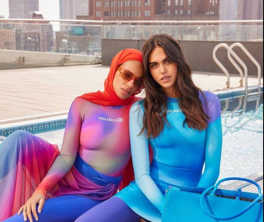 بين دبي ونيويورك... 