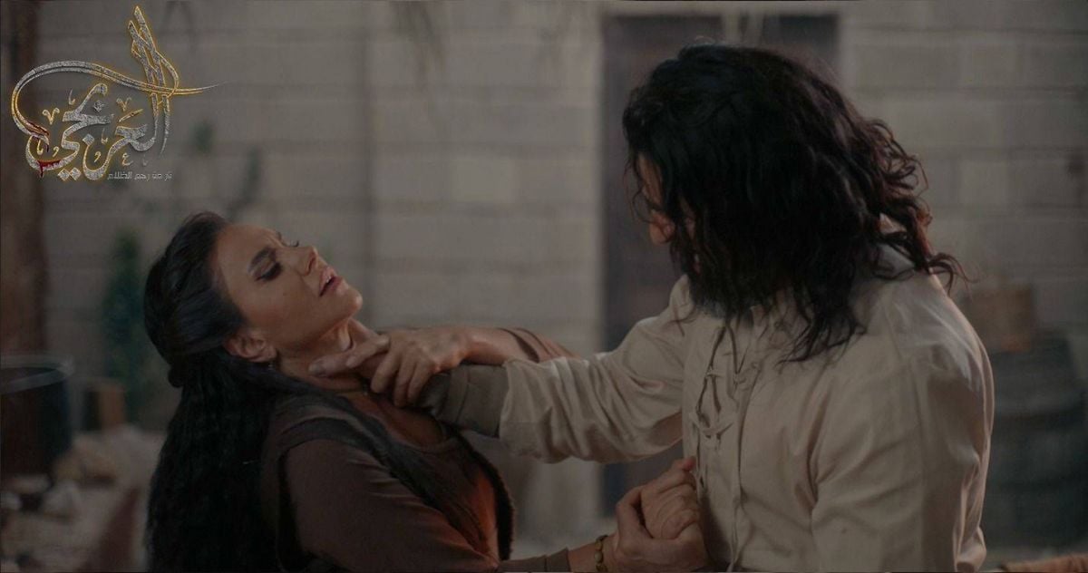 بالفيديو - تمزيق باسم ياخور ملابس ديمة قندلفت يتصدر الـ