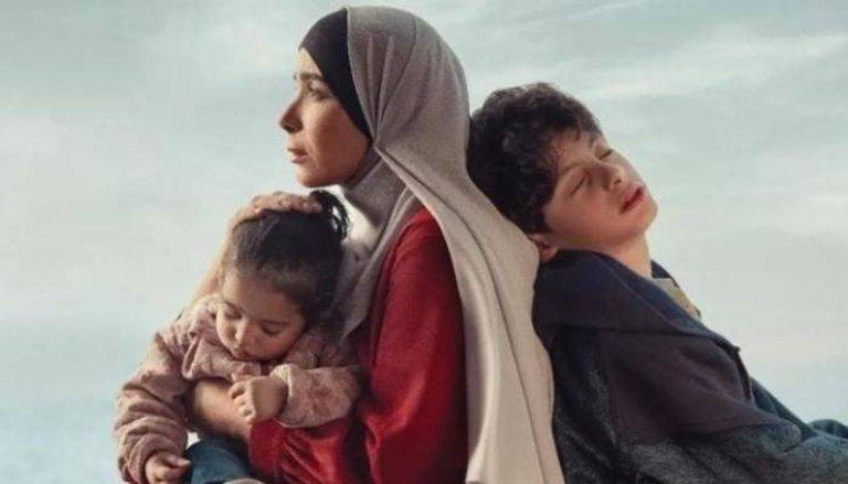 بالصور - والدة الطفلة في 