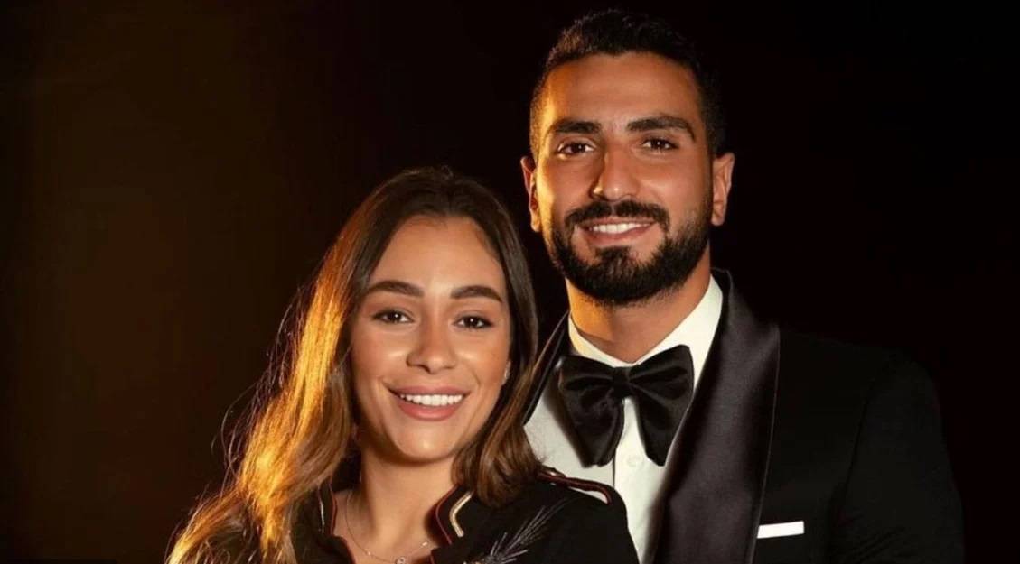 محمد الشرنوبي يثير الجدل حول انفصاله عن مديرة أعمال أنغام