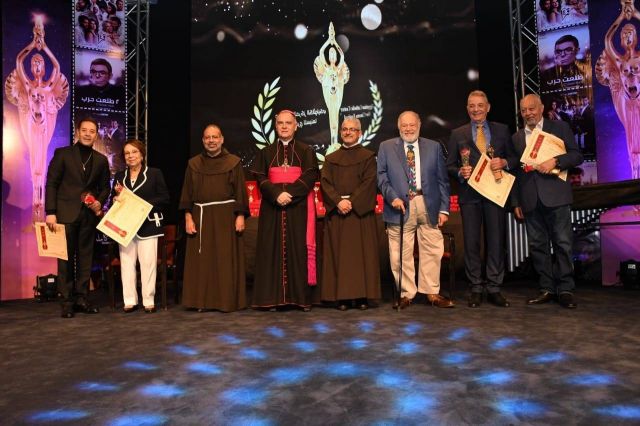 بالصور - محمود حميدة خلال تكريمه في 