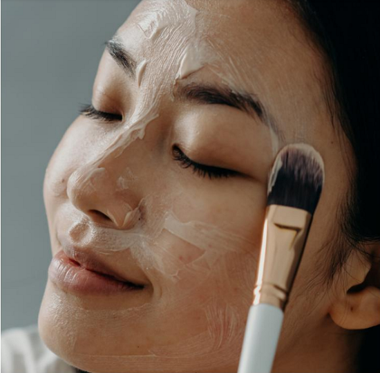 وصفة كورية للحصول على بشرة نقية وخالية من الشوائب