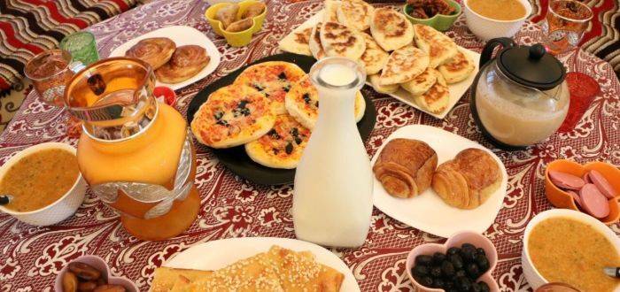 مخاطر الإكثار من تناول المعجنات في رمضان