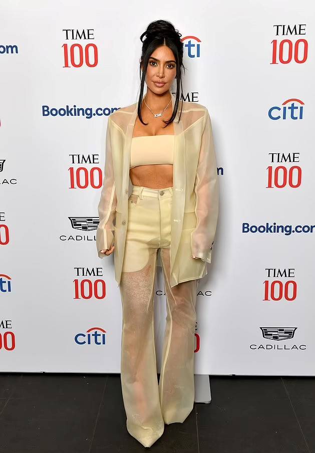 كيم كارداشيان