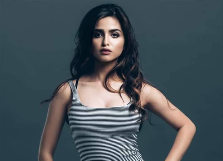 بالفيديو - تعاطف كبير مع بكاء حلا الترك بعد سماع كلمة 