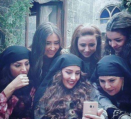 فنانة سورية تتحدث عن اعتزالها الفن وارتداء الحجاب: 