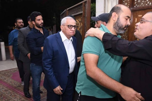 المنتج أحمد السبكي يقدم واجب العزاء