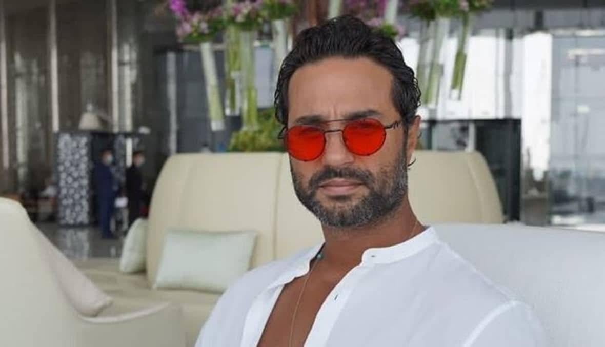 بالفيديو - كريم فهمي يروي معاناته ويكشف أثر الحسد على أسرته