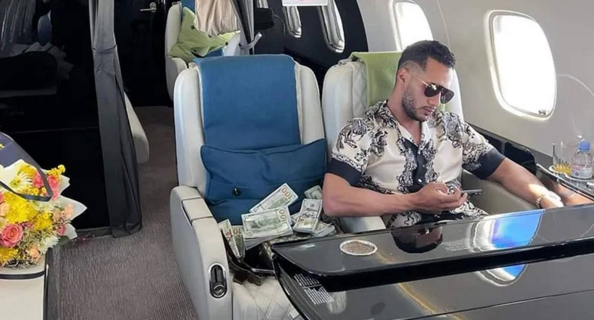 بعد صورة الدولارات.. نائبة برلمانية تطالب بمحاسبة محمد رمضان