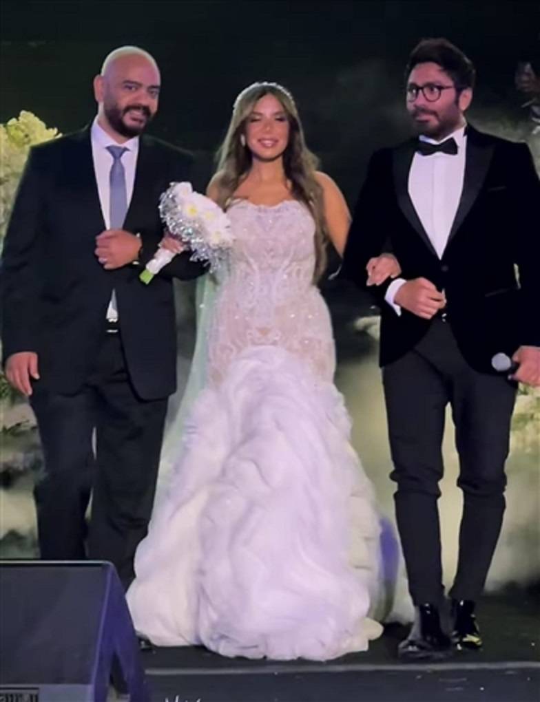 حفل زفاف مديرة أعمال تامر حسني 