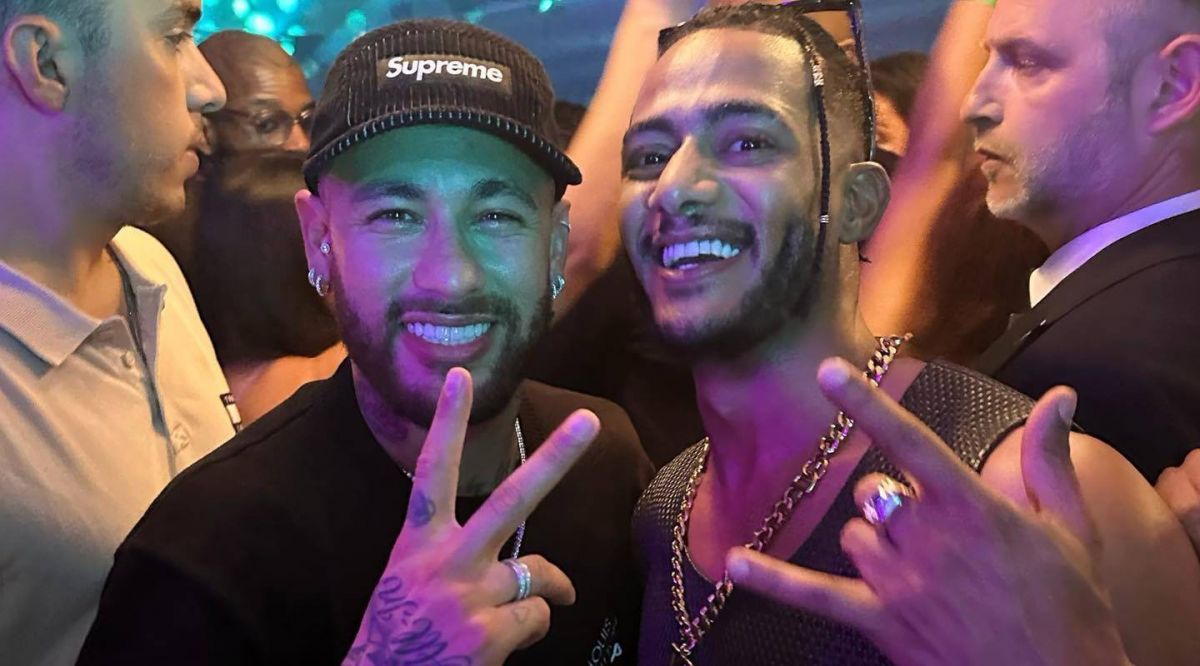 بالفيديو - محمد رمضان يرقص مع نيمار على أغنية 