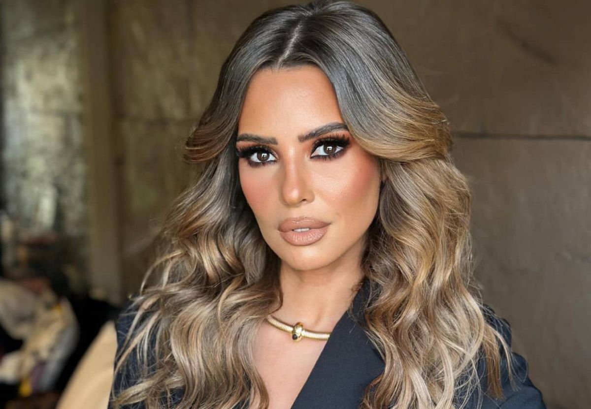 بالفيديو - إيمان العاصي تعلن حقيقة خلافاتها مع زينة وبطلات 