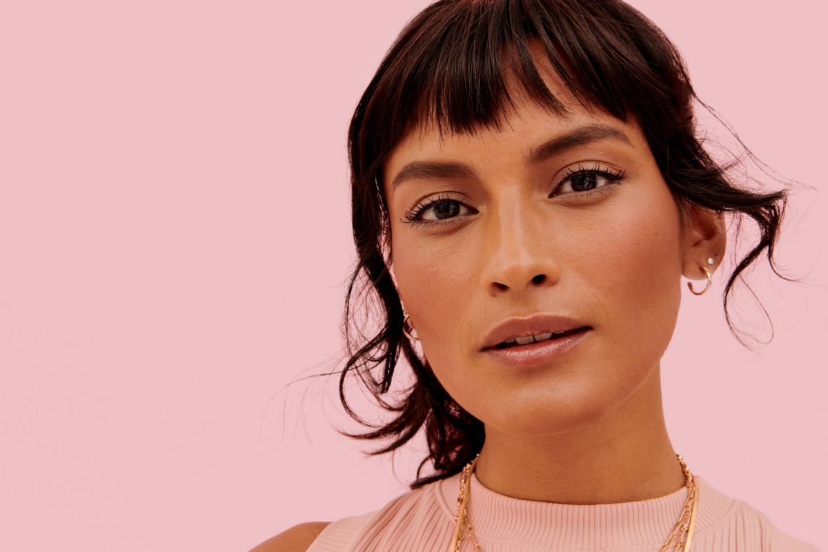 ثنائيات مميّزة بلمسة HOOLA لخدود آسرة