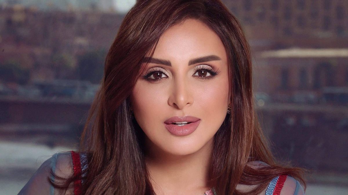 فيديو قديم لمخرج مصري يثير الجدل حول رفضه سماع صوت أنغام