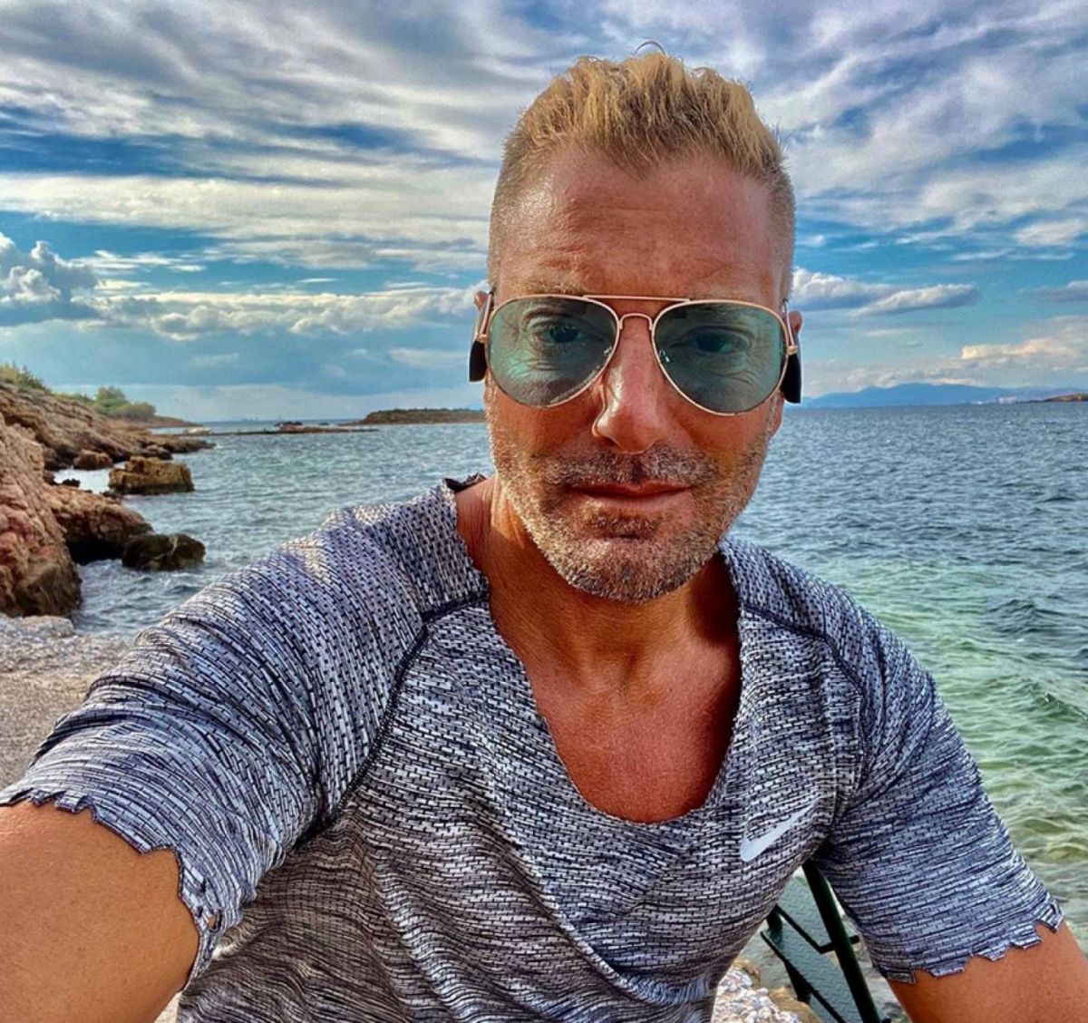 تامر هجرس يكشف سبب غيابه عن الفن والإصابة التي كادت تمنعه من التمثيل