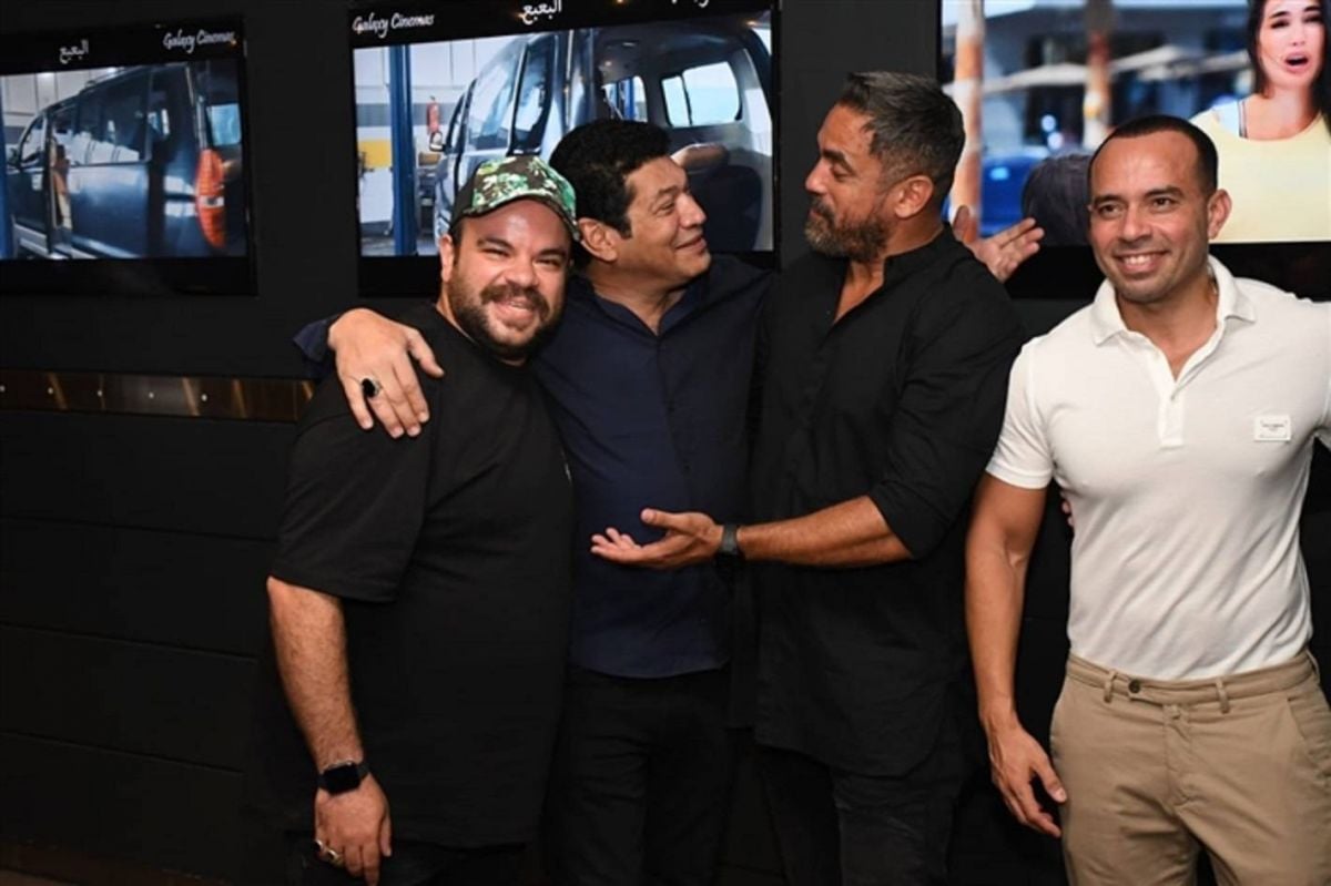 بالصور - ظهور نادر لأسرة أمير كرارة.. تعرفوا إليها