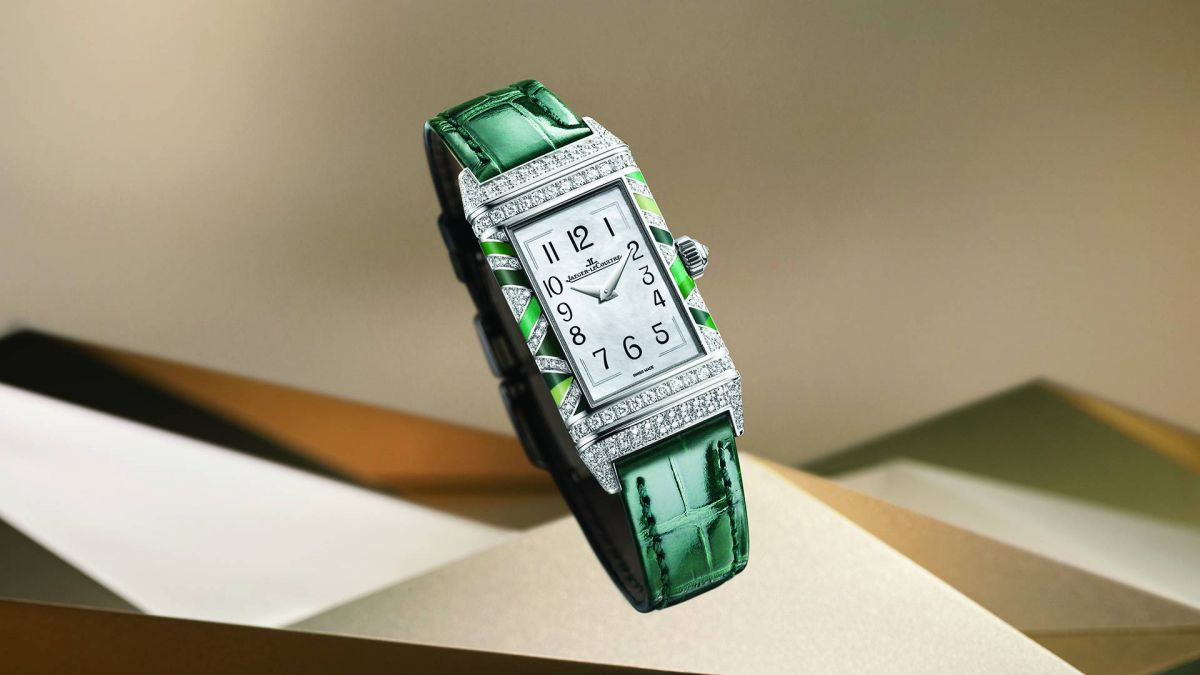 ساعات بخطوط هندسيّة مستوحاة من أناقة السبعينيات