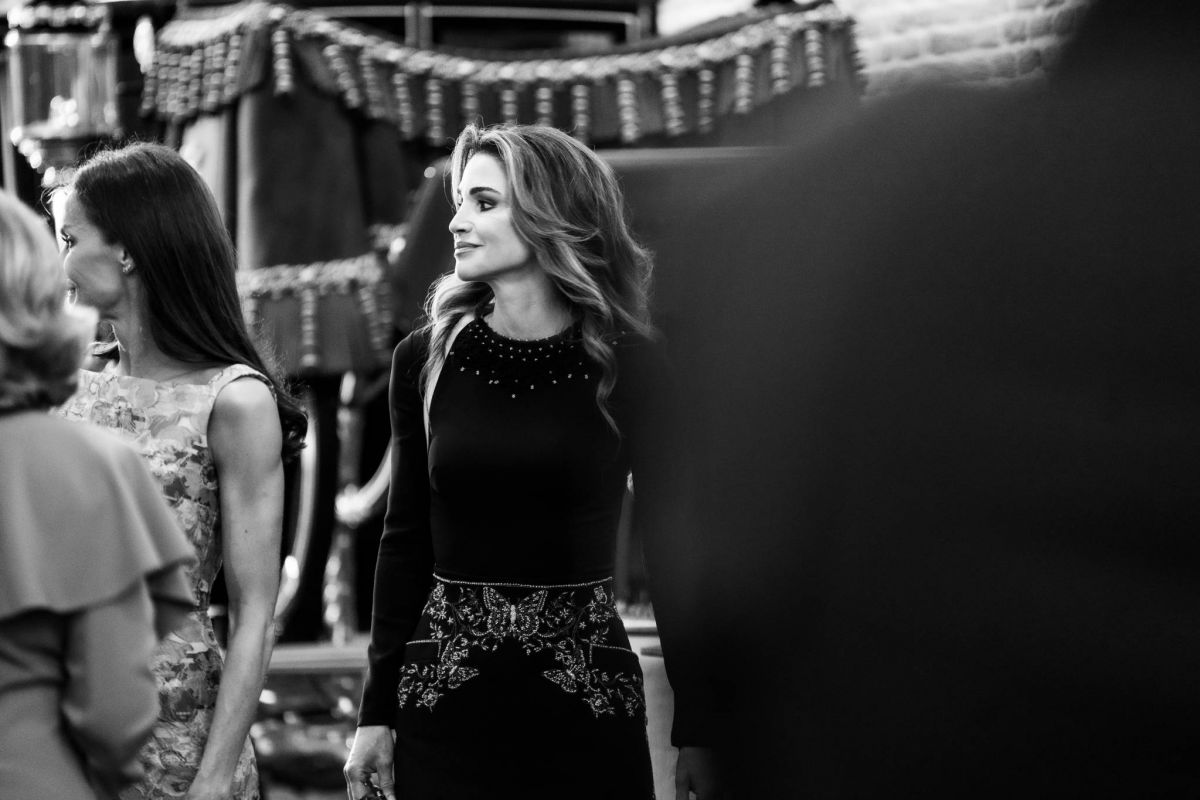 الملكتان رانيا وليتيزيا معاً لتوفير فرص عمل في مجال المحافظة على التراث الوطني الاسباني