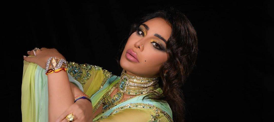 بالفيديو - أحلام تفاجئ الجميع بتغيّر ملامحها وتتغزل بابنها الوسيم