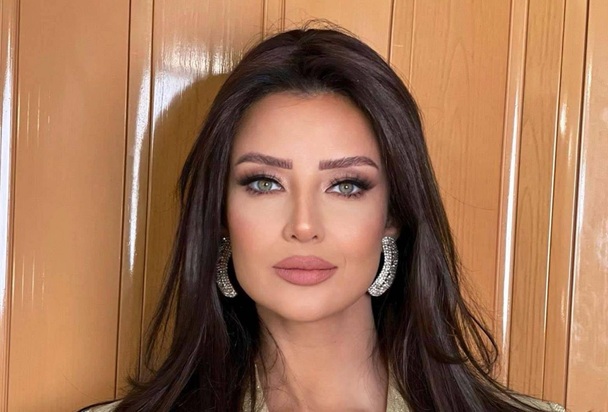 تعليق غريب من رضوى الشربيني يشعل الحرب ضدها