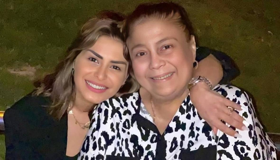 منة فضالي تطلب الدعاء لوالدتها بعد دخولها العناية المركزة